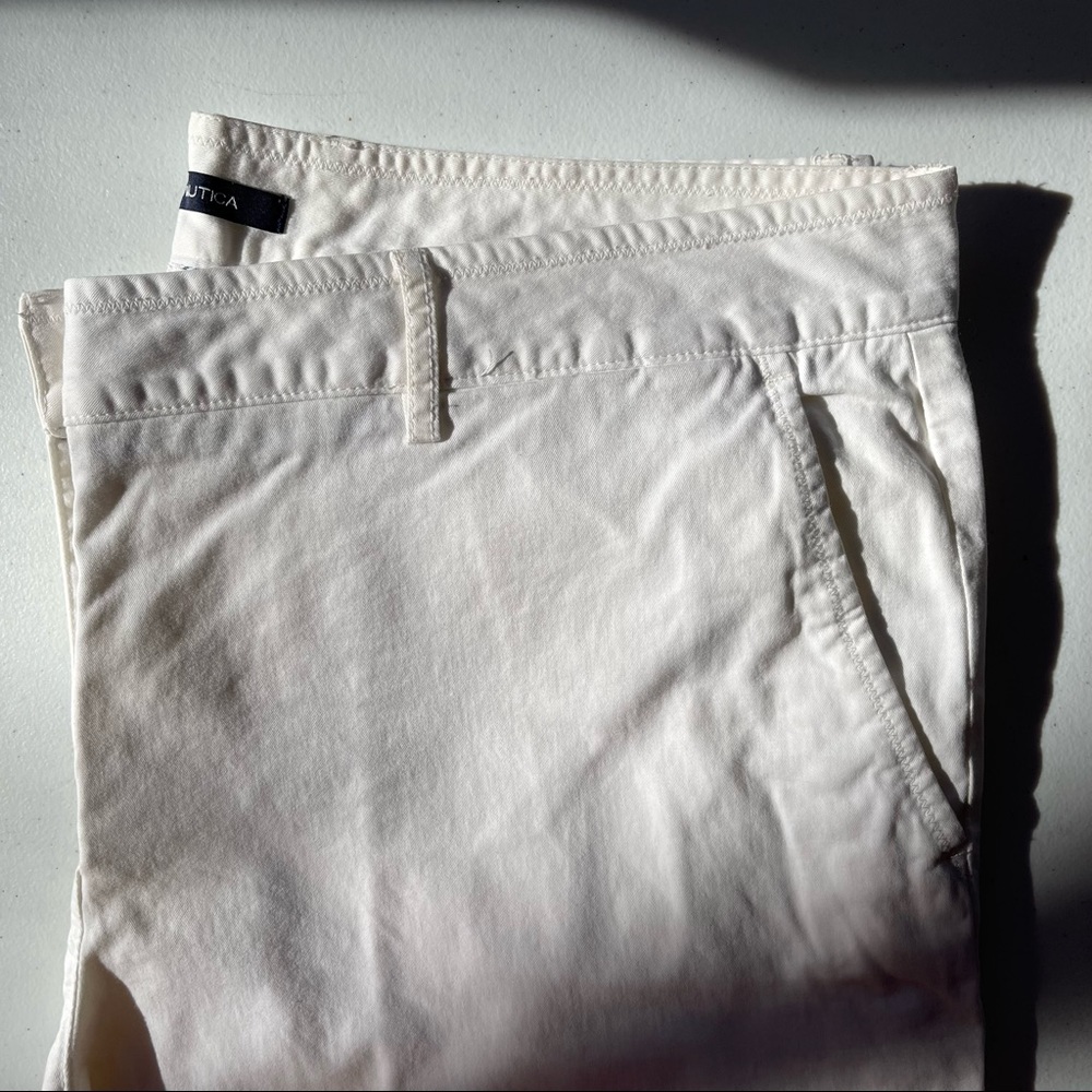 NAUTICA: White Khakis — Size 16